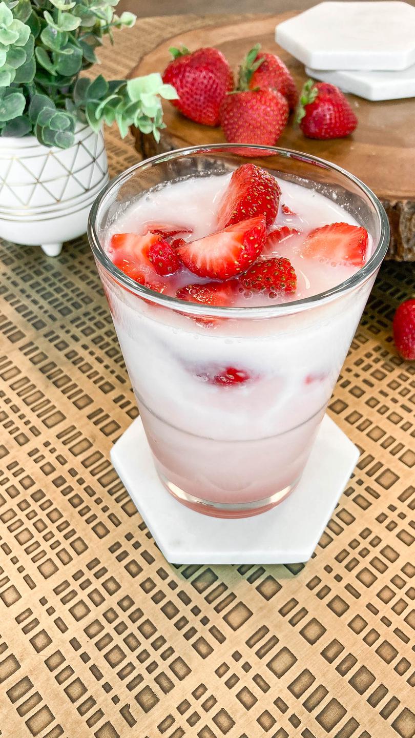 2 Strawberry Drink Recipes to Try Before Summer is Over