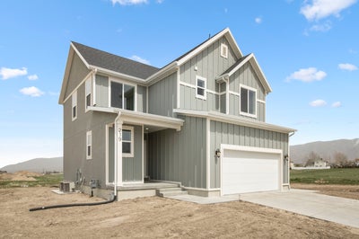 *Finished home photos are representational images only. Chat with sales agent for details. 1,696sf New Home in Brigham City, UT