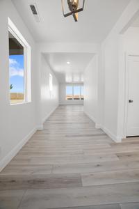 *Photo not representational of selections, only the floor plan. Contact agent for details*. 2,468sf New Home in St. George, UT