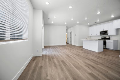 ENTRY  *Photo not representational of selections, only the floor plan. Contact agent for details*. 1,409sf New Home in St. George, UT