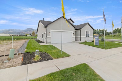 New Home in 456 North 550 West, Smithfield, UT